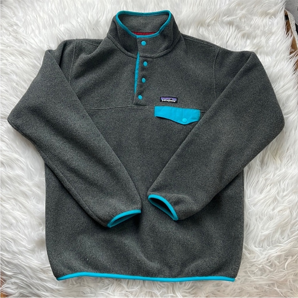 patagonia Gray Fleece Pullover with Blue Accents medium